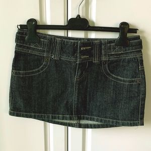 GUESS mini denim skirt
